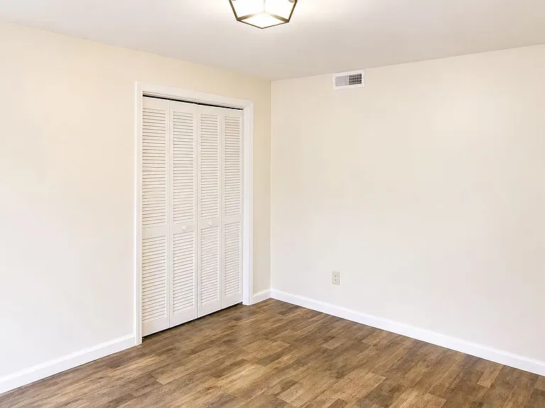 518 Nash St #5 — Photo 7