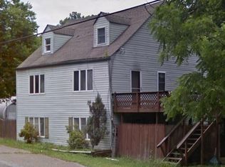 769 W Newton Rd, Elizabeth, PA 15037