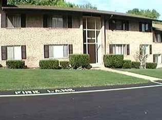 3054 Sanlin Dr, Coraopolis, PA 15108