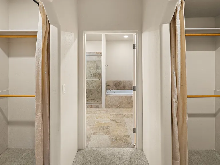 227 Les Springs Dr — Photo 54