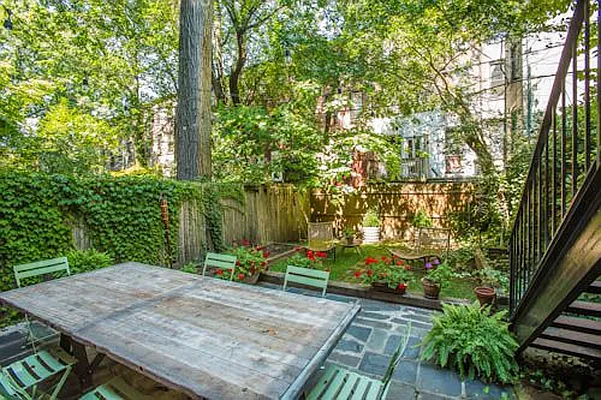 Rented by Garfield Realty  | media 12