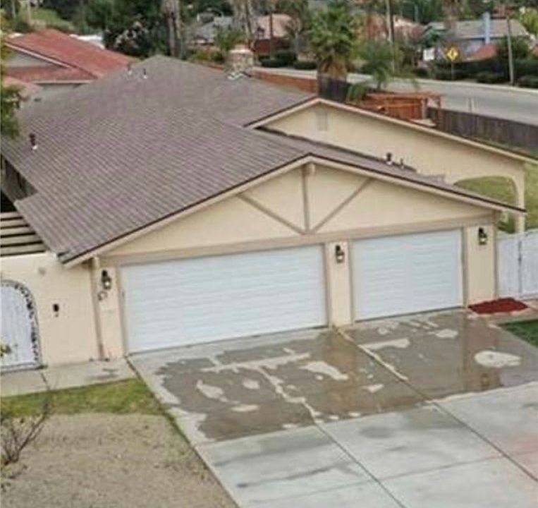 1st image of 11990 Lasselle St