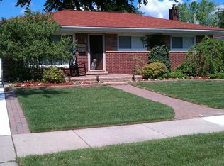 1780 Woodside St, Trenton, MI 48183