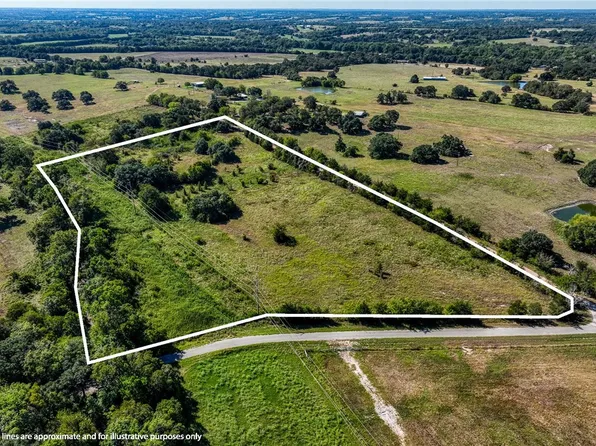 2725 Happy Hollow Rd, Brenham, TX 77833