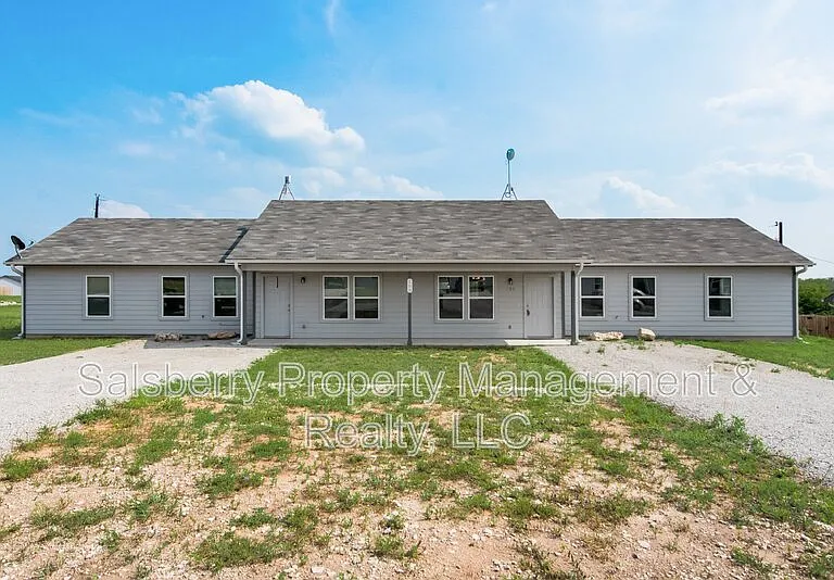 169 Private Road 4211 Ct #200 — Photo 2