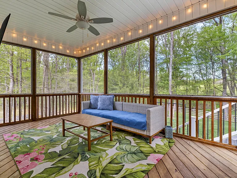 313 Laurel Oaks Dr — Photo 36