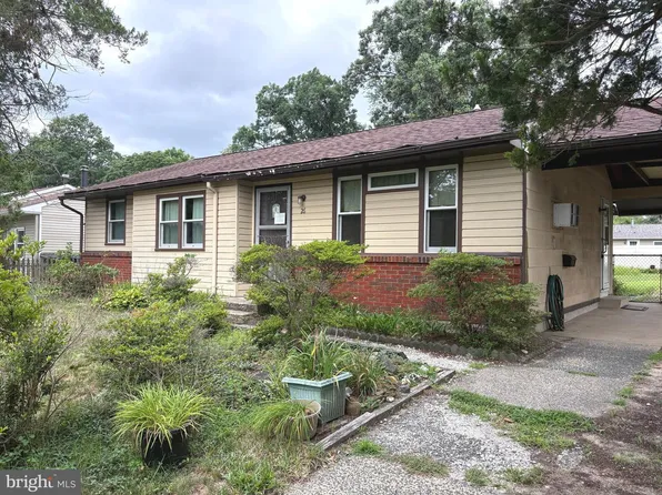 26 S Club Rd, Pine Hill, NJ 08021