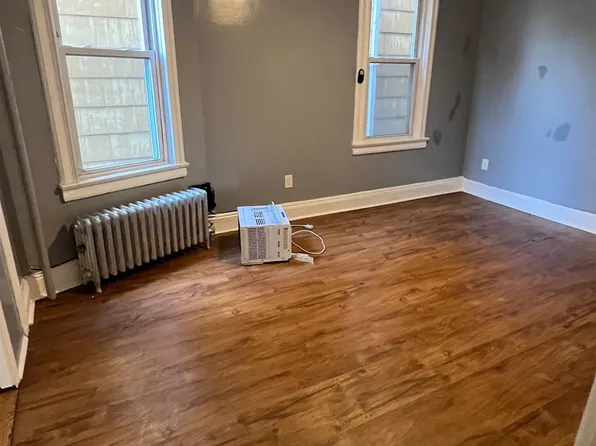 256 Liberty Avenue image 8 of 8