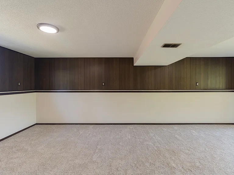 6581 S Gateway Blvd — Photo 18