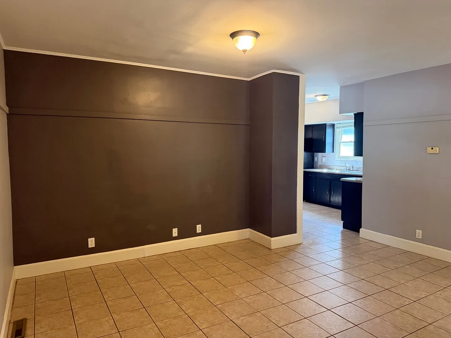 303 N Sherman Ave — Photo 3
