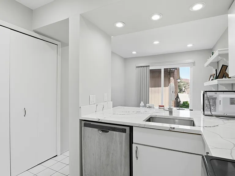 5271 Wright Way E — Photo 25