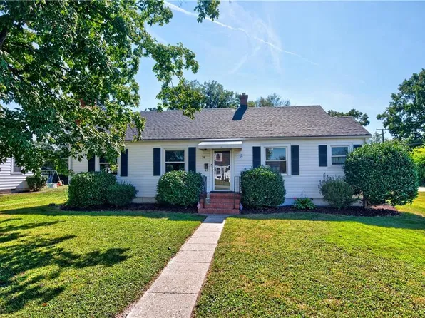 26 Langley Ave, Newport News, VA 23601