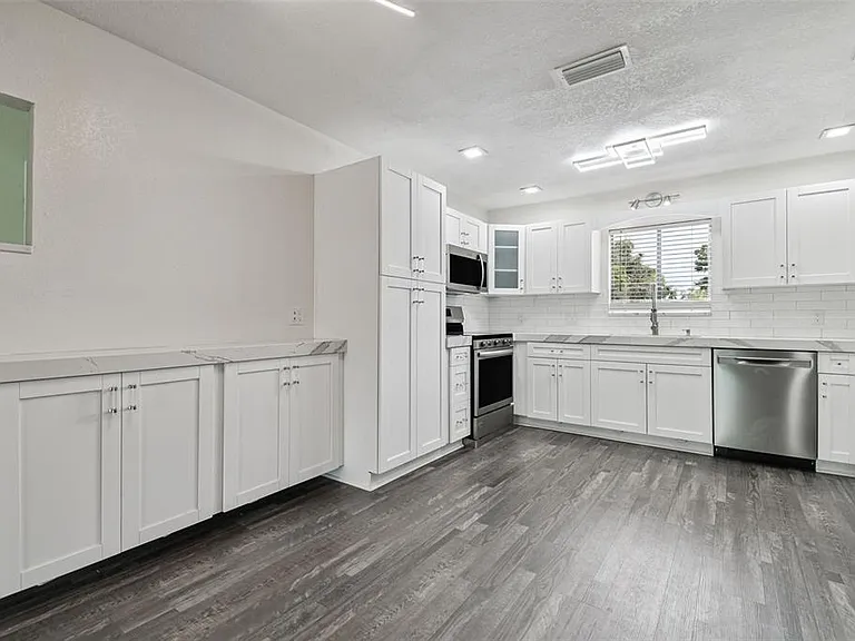 4036 Cortez Dr #A — Photo 8