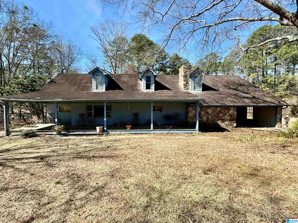 109 Beacon Dr, Vandiver, AL 35176
