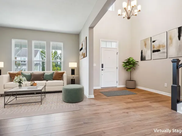 9136 Coe Dr, Plain City, OH 43064