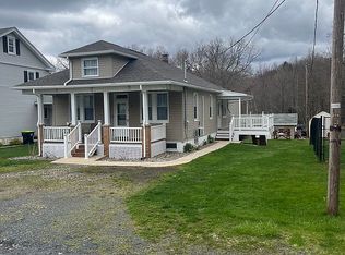 22 Village Rd, Lost Creek, PA 17946