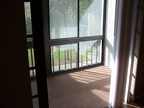 5th image of 3298 S Semoran Blvd Unit 21