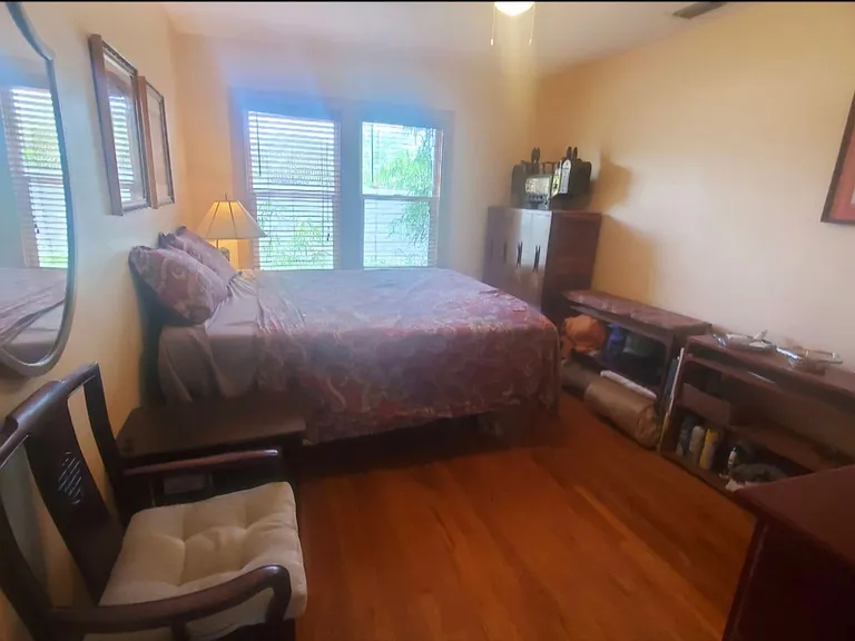 215 N Palmway — Photo 22