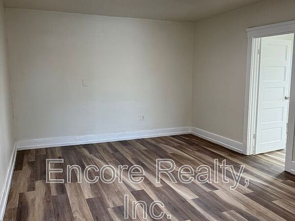 5th image of 303 3rd Ave APT B