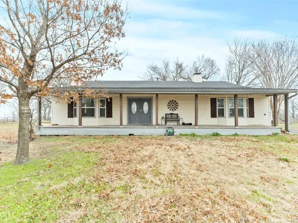 302 East St, Nevada, TX 75173