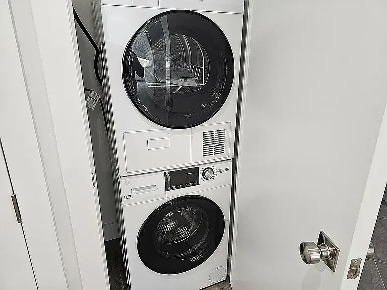 3410 Farragut Rd #4D — Photo 8