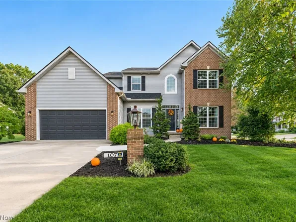 1071 Shawnee Ct, Vermilion, OH 44089