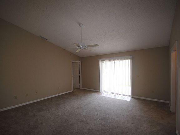 4th image of 1420 Golf Ave