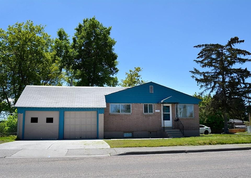 1st image of 610 9th St #A