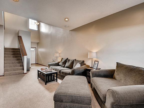 4th image of 349 Jolly Ln NE