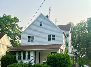 3757 Bosworth Rd, Cleveland, OH 44111