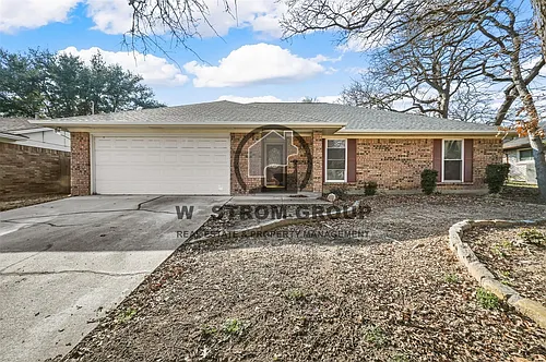 3902 Helmsford Dr Photo 1