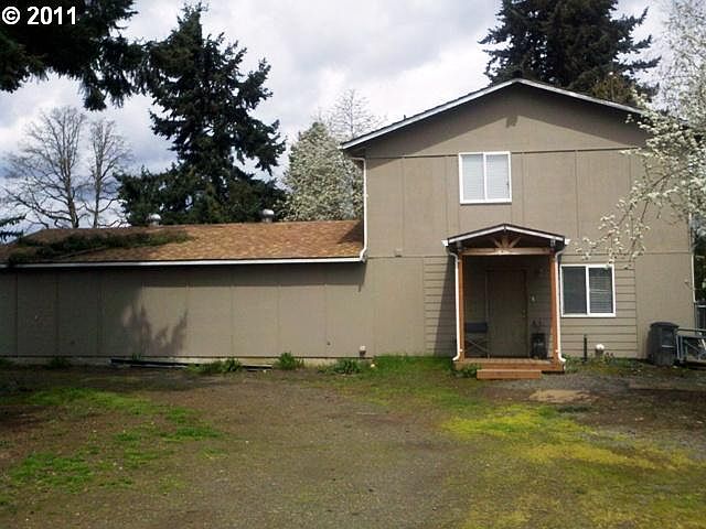 2nd image of 3413 NE 86th Ave