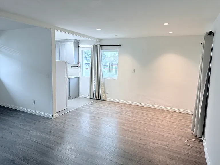 108 E Wakefield Ave #17 — Photo 5