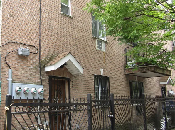 852 Home Street image 21 of 22