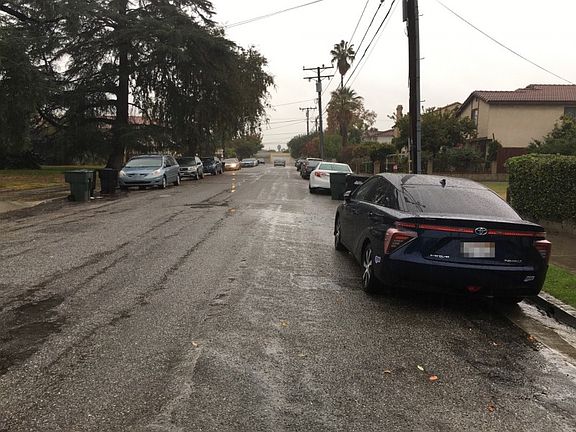 5th image of 1406 Palm Ave APT A