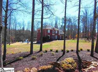 324 Shagbark Cir, Simpsonville, SC 29680