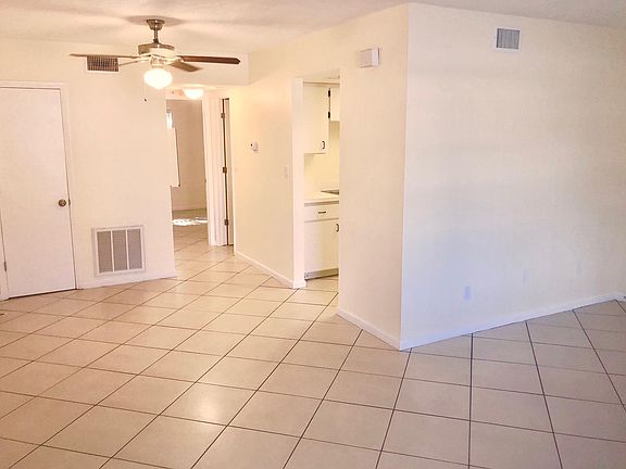 4th image of 6062 22nd Ave N APT 2