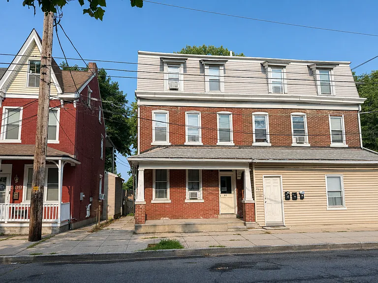 311-313 N. 5th Ave. — Photo 9