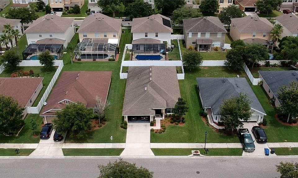 2nd image of 9552 Jaybird Ln