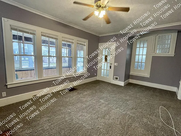 640 Magee Ave #1 — Photo 4