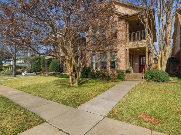 3732 Clarke Ave, Fort Worth, TX 76107