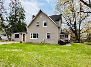 145 W Court St, Boyne City, MI 49712