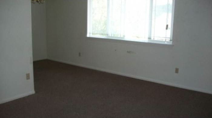2nd image of 113 Crestview Ter