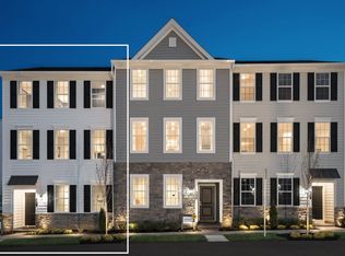 6 Nottingham Ln, Hatboro, PA 19040