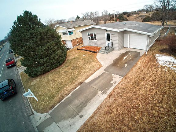 2nd image of 1209 S Main St