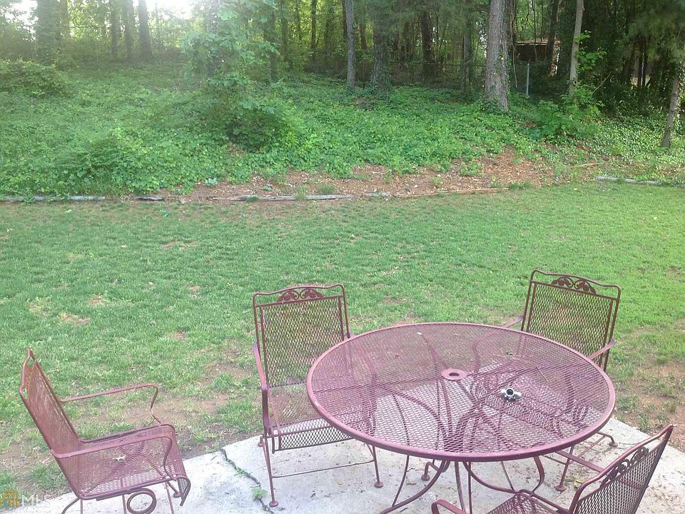 2nd image of 2159 Dogwood Cir