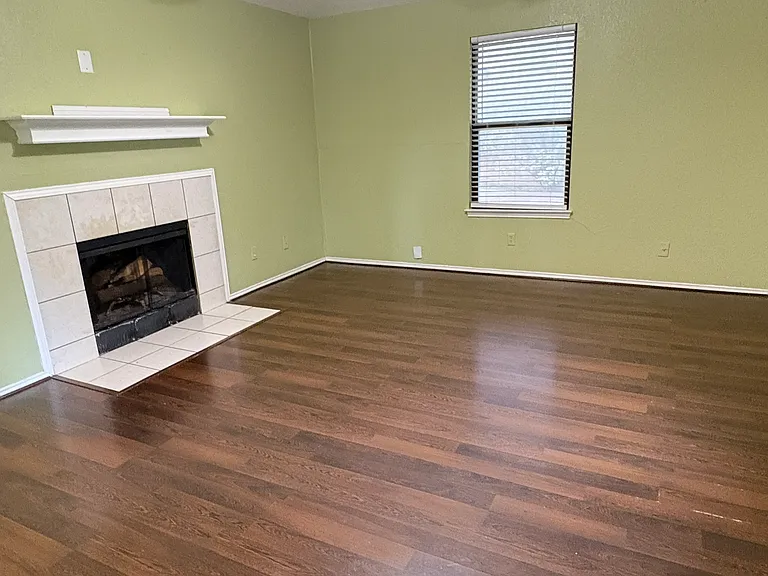 7023 Lincoln Dr — Photo 5