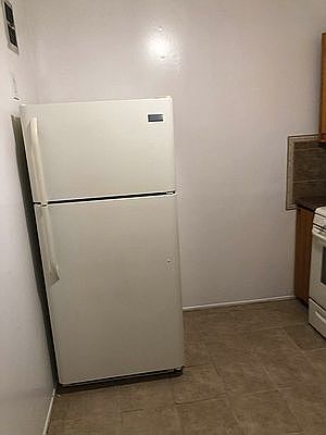 3rd image of 2065 E 57th St #1