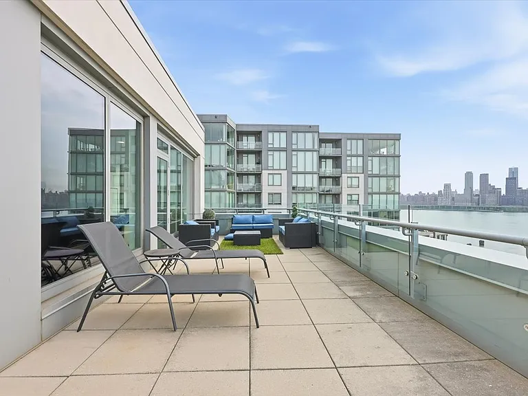 9 Avenue At Port Imperial #1016 — Photo 38