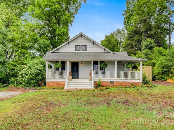 114 Myrtle St, Morganton, NC 28655
